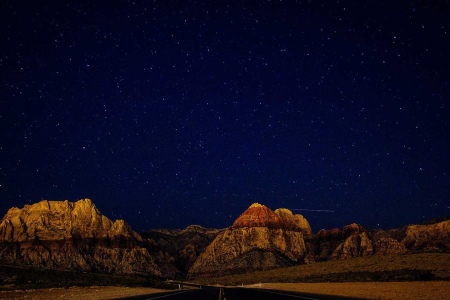 Watching OTT with the family at night — India's new tradition